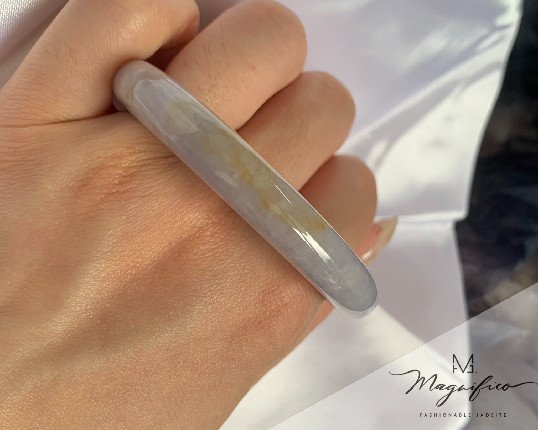 渾然天成｜翡翠手鐲Jadeite Bangles – Magnifico Yuk Fai Jewellery